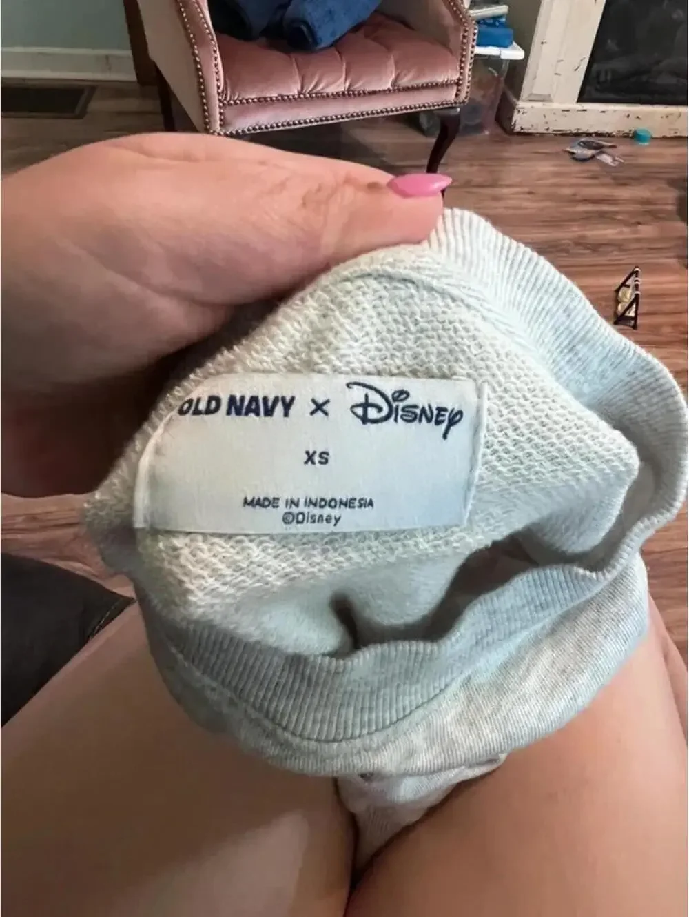 Women’s Disney Old Navy Mickey Sweater - Picture 4 of 5